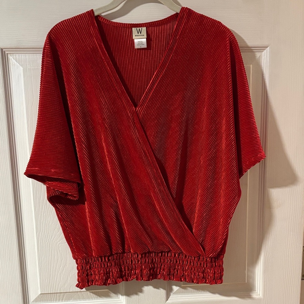 Wrapper Red Textured V-Neck Top M